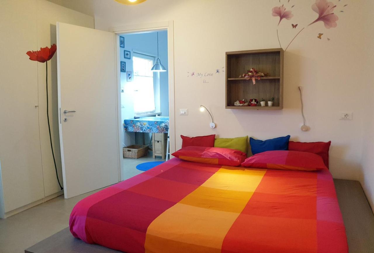 Casa Vacanza & Suite Joy 佩斯基耶拉德加达 外观 照片